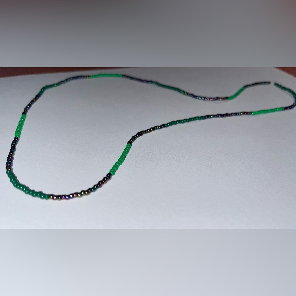 Handmade seed bead necklace/bracelet